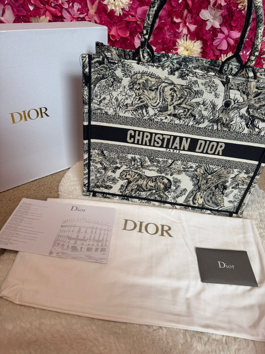 Designer beach bag CD